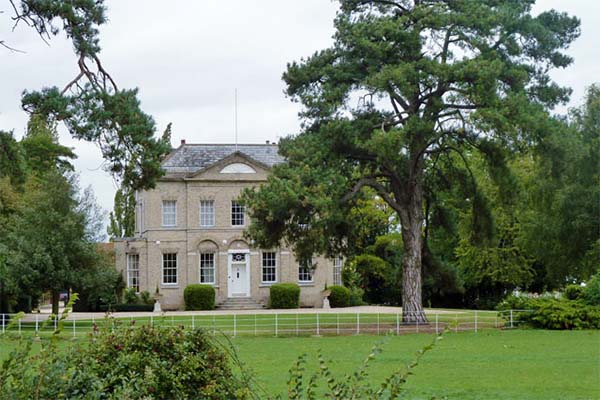 Barnston Lodge