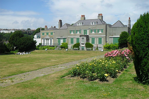 Preston Manor