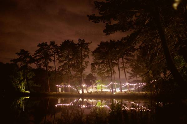 External lighting with reflections in a lake
