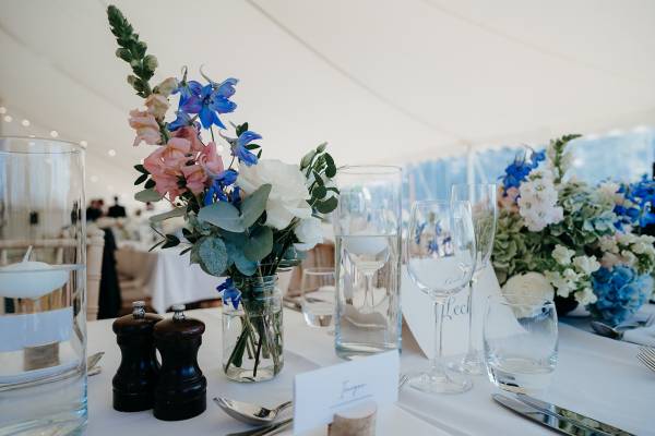 Wedding tent table decoration