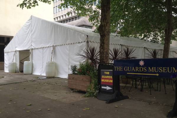 Large clearspan tent for the Guards Museum