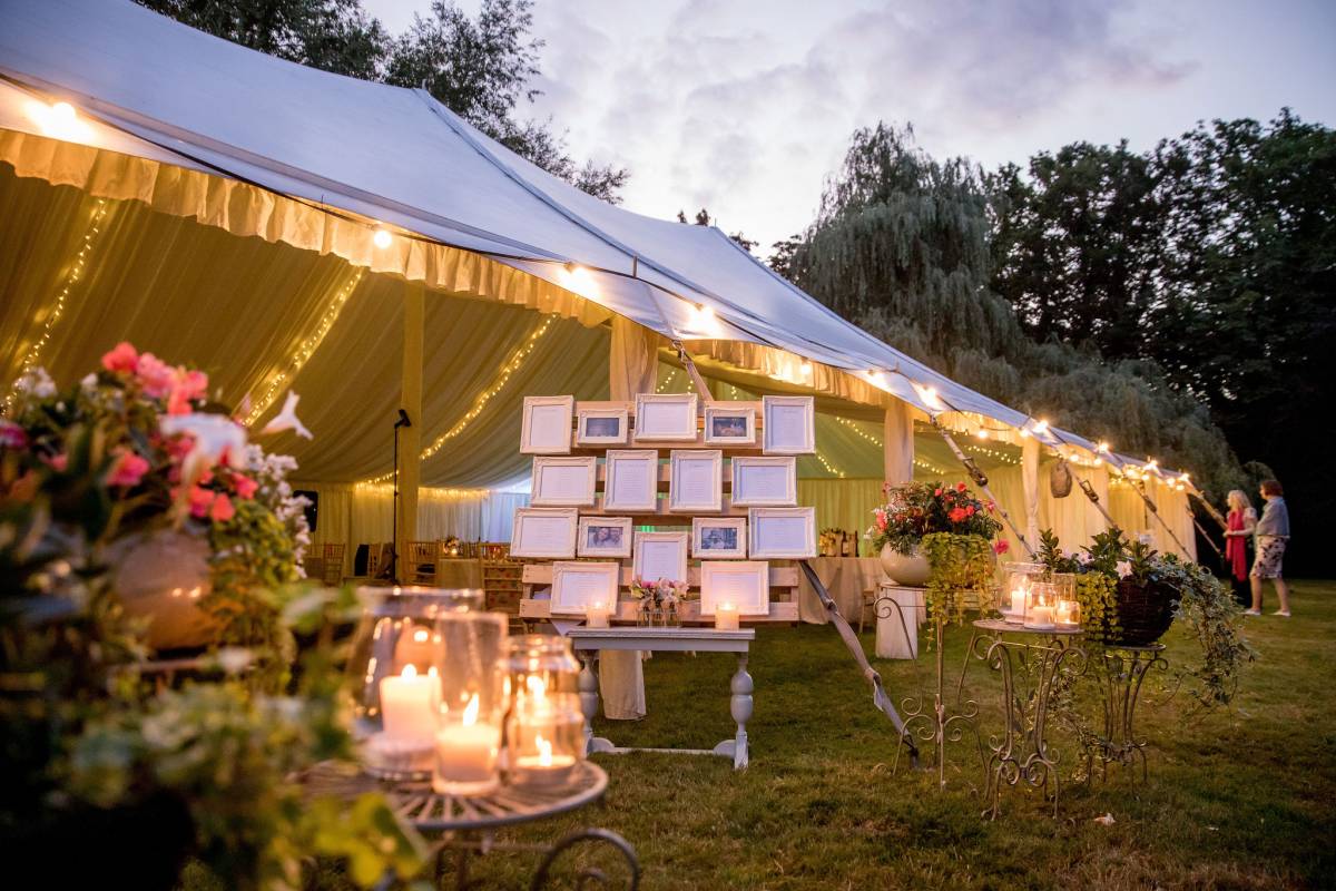Open sided traditional tent for a wedding