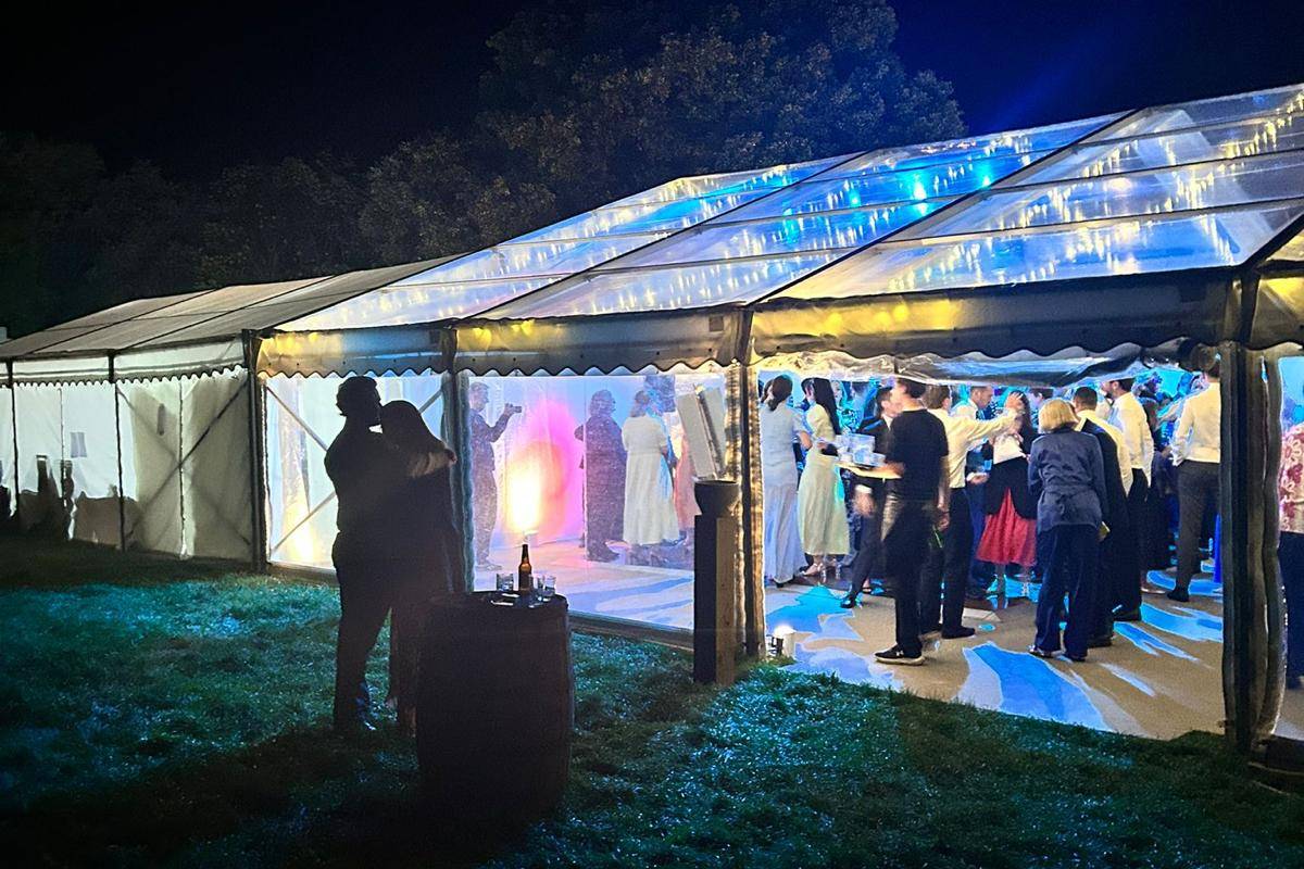 Illuminated clear marquee