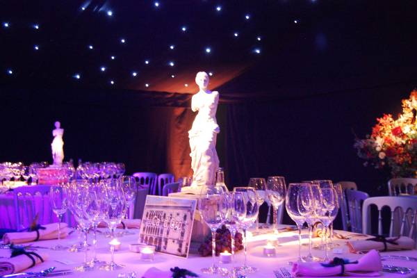 Venus de Milo as table centrepiece