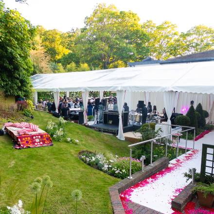 Side tent