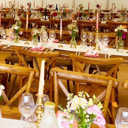 Details of natural table decor